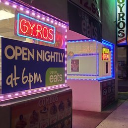 Lala's Gyros Entrance