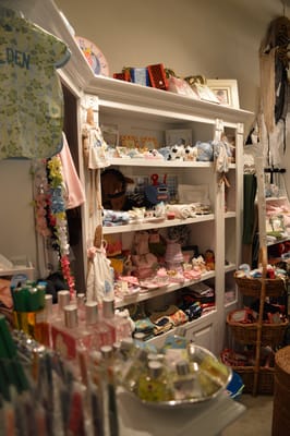 Brentwood General Store by null