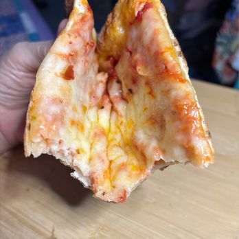 Pienezza Pizza - Downtown Orlando - Cheese pizza by the slice taste just like New York - Pizza Near Me - Orlando, Florida