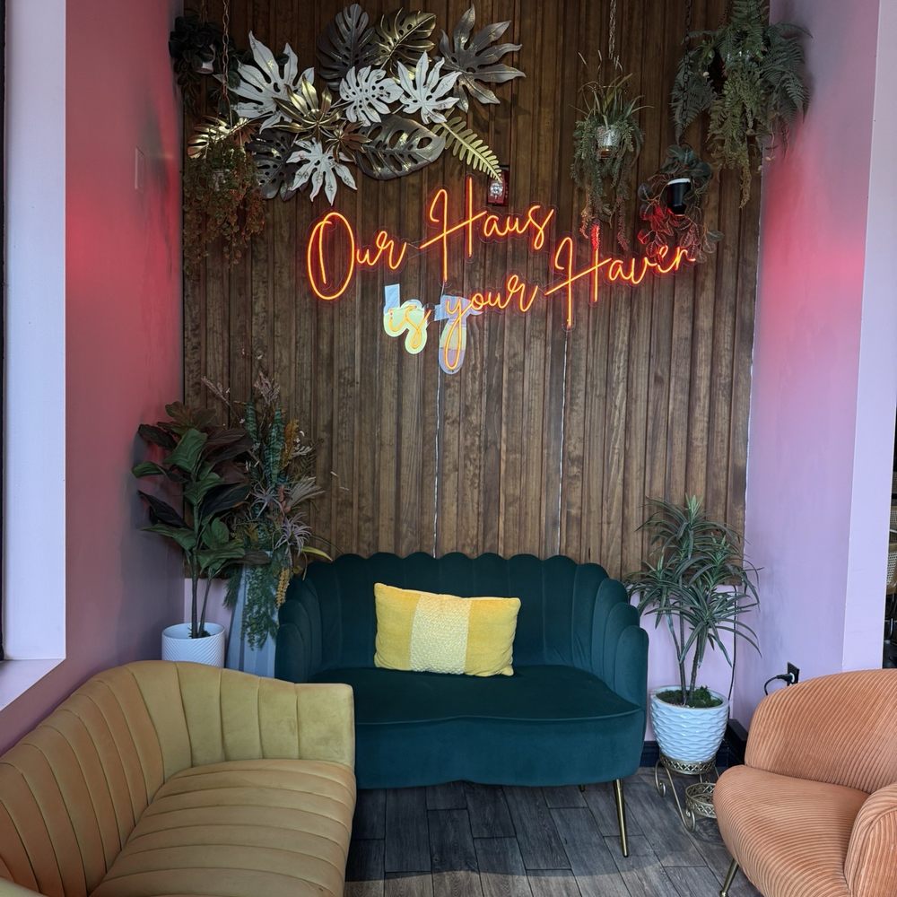 Haven Haus Cafe - Entrance - Breakfast & Brunch Near Me - Temecula, California Haven Haus Cafe - Entrance - Breakfast & Brunch Near Me - Temecula, California