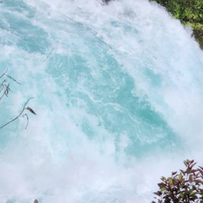 Huka Falls by null