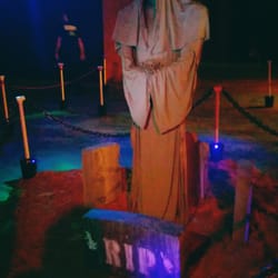 Necromanor Haunted House - RIP