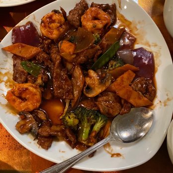Asian Diner Restaurant - a plate of stir fried meat and vegetables - Sushi Bars Near Me - Fredericksburg, Virginia