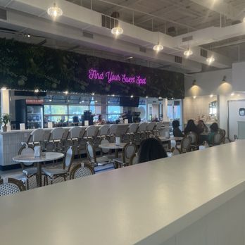 Beignets & Brew - Donuts Near Me - Tallahassee, Florida