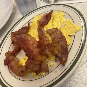 Jackson Hole Burgers - Bacon and eggs - Burgers Near Me - Englewood, New Jersey Jackson Hole Burgers - Bacon and eggs - Burgers Near Me - Englewood, New Jersey
