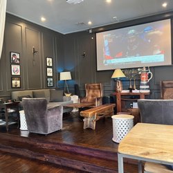 The Tipping Point - Lounge area
