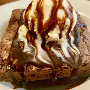 Crogan's Montclair - Chocolate brownie topped with vanilla ice cream and chocolate syrup - American Near Me - Oakland, California Crogan's Montclair - Chocolate brownie topped with vanilla ice cream and chocolate syrup - American Near Me - Oakland, California