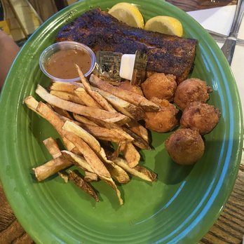 Howard's Pub & Raw Bar Restaurant - Chef special Mahi Mahi blackened - Seafood Near Me - Ocracoke, North Carolina Howard's Pub & Raw Bar Restaurant - Chef special Mahi Mahi blackened - Seafood Near Me - Ocracoke, North Carolina