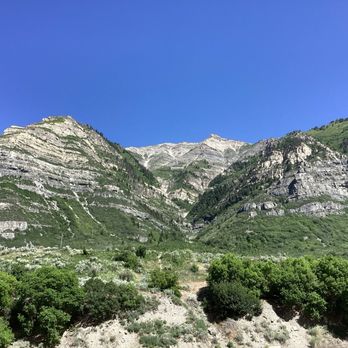 Bridal Veil Falls - Hiking Near Me - Provo, Utah Bridal Veil Falls - Hiking Near Me - Provo, Utah