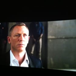 Yelmo Cines - Bond. James Bond