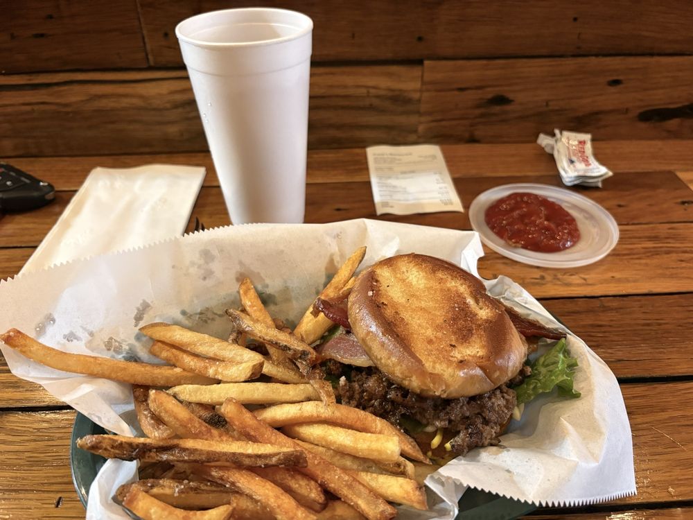 Franks Restraunt Logo