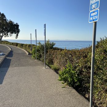 El Capitan State Beach - Several handicap spots overlooking the ocean. - Parks Near Me - Goleta, California