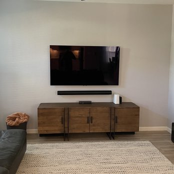 Affordable TV Pro - Lg C2 and Sonos Arc Sound bar wall mounted - Home Theatre Installation Near Me Affordable TV Pro - Lg C2 and Sonos Arc Sound bar wall mounted - Home Theatre Installation Near Me