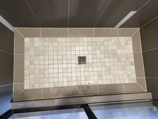 Pro Bath & Shower Caulking Logo