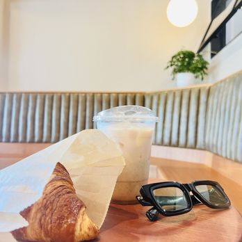 Makisupa Coffee Bar - Coffee & Tea Near Me - Los Angeles, California Makisupa Coffee Bar - Coffee & Tea Near Me - Los Angeles, California