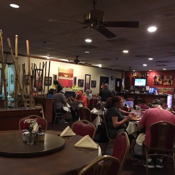 Hunan Garden - Interior of the restaurant - Chinese Near Me - Rosenberg, Texas