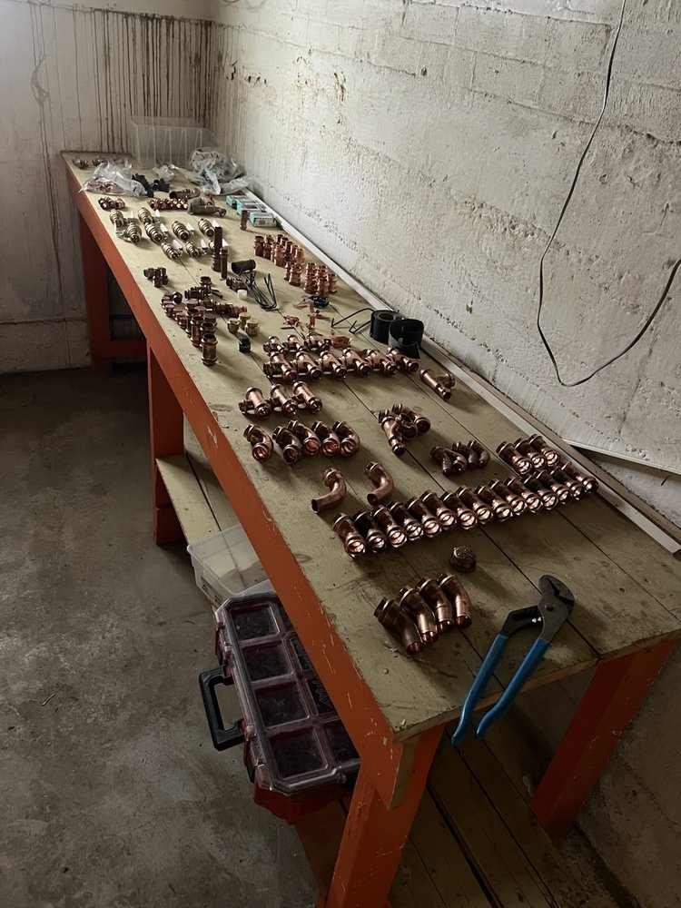 Slide of Glen’s Plumbing