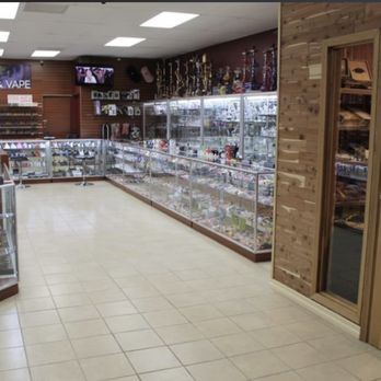 sam smoke vape & phone repair Sam Smoke Vape & Phone Repair Sam's Vape & Tobacco - Reviews, Photos & Phone  Number - Updated March 2026 main image 1