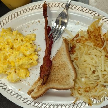Waffle House - Virginia Beach - Scrambled eggs with bacon and hash browns. No seasoning - Breakfast & Brunch Near Me - Virginia Beach, Virginia Waffle House - Virginia Beach - Scrambled eggs with bacon and hash browns. No seasoning - Breakfast & Brunch Near Me - Virginia Beach, Virginia