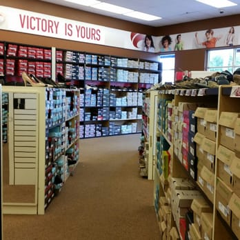 Famous Footwear - Shoe Stores Near Me - Miami, Florida