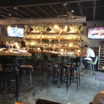 Calhoun Street Tavern - Small restaurant with lovely bar - Sandwiches Near Me - Bluffton, South Carolina Calhoun Street Tavern - Small restaurant with lovely bar - Sandwiches Near Me - Bluffton, South Carolina