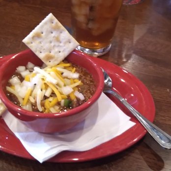 Drake's - Clarksville's most pathetic attempt at a bowl of chili, served with two stale saltines. - Burgers Near Me - Clarksville, Tennessee Drake's - Clarksville's most pathetic attempt at a bowl of chili, served with two stale saltines. - Burgers Near Me - Clarksville, Tennessee