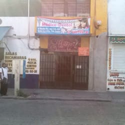 Consultorio Dental Dra. Rojas - Servicio rápido y accesible con la Dra. Rojas, a pesar de la fachada ;)