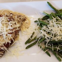 Hasta La Pasta - Chicken Marsala and fresh green beans; both topped with fresh grated parmesan cheese.  WOW, it is FABULOUS tasting! I love this place!