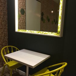 Bien Bueno - Table for two