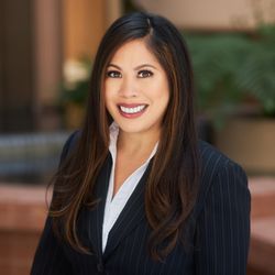 Candelaria - Vanessa Candelaria, Partner at Candelaria LLP. Certified Family Law Specialist