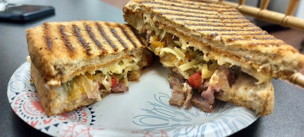 Food from Soup, Salad & Sammies