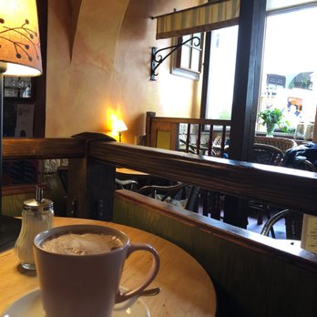 Siesta Cafe - Cafes Near Me - Kraków, Massachusetts