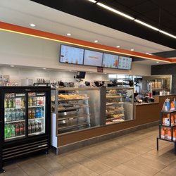Dunkin' - Inside