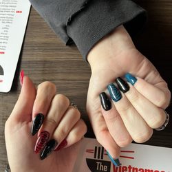 H&M Nails - Acrylic nails