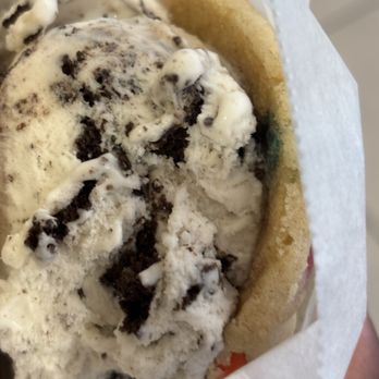 Diddy Riese Cookies - Ice Cream Sandwich with cookies and cream ice cream and chocolate chip cookies - Desserts Near Me - Los Angeles, California