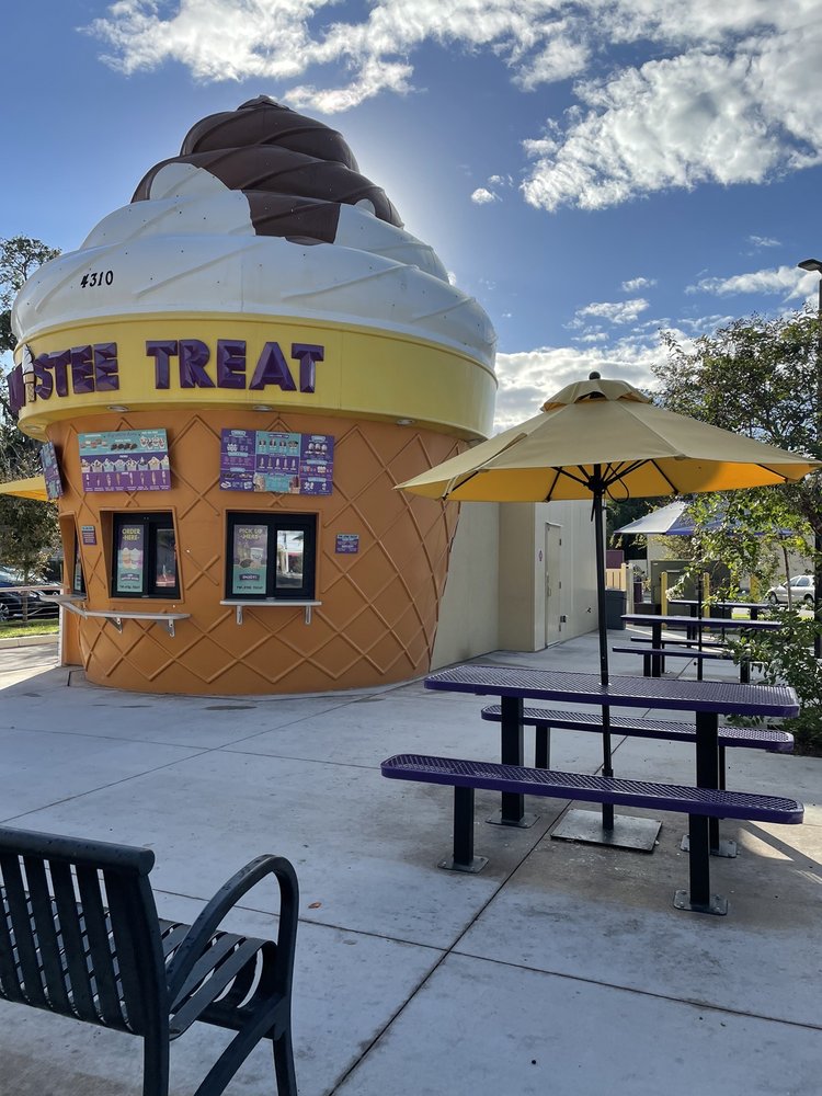 TWISTEE TREAT ST. PETE Updated October 2024 17 Photos & 16