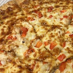 Hindsight Pizza Kitchen - Some Korean chicken pizza.