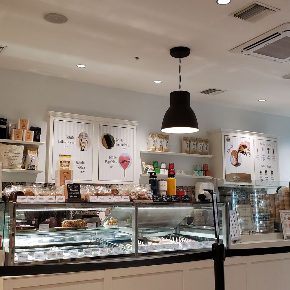 Gelato & Co - Very adorable interior - Gelato Near Me - Naples, Florida