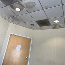 F&M Radiology Medical Center - Waiting room dirty and smelly.