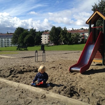 Iladalen Park - Mye sol og få skygger - Parks Near Me - Oslo, 03