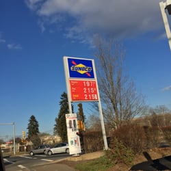 Broadway Sunoco - Broadway Sunoco of Taunton -- 231 Broadway / Route 138, Taunton        Sign