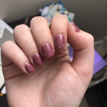 G&J Beauty Bar - More chipped nails. - Nail Salons Near Me - Miami, Florida