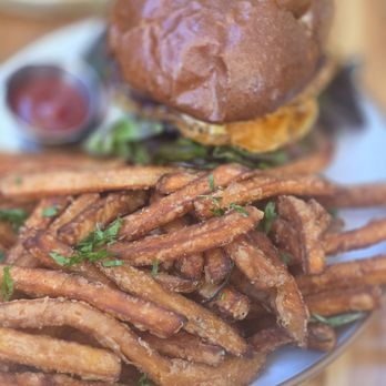 Re/creation Cafe - the best burger - Cafes Near Me - Los Angeles, California Re/creation Cafe - the best burger - Cafes Near Me - Los Angeles, California