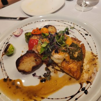 Mesob - Salmon, shrimp, and potatoes Caribbean entree! - Caribbean Near Me - Kansas City, Missouri Mesob - Salmon, shrimp, and potatoes Caribbean entree! - Caribbean Near Me - Kansas City, Missouri