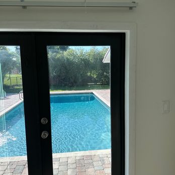 Sanctuary Windows and Doors Hollywood - The Venitian blinds weren't hung properly and no valance reinstalled because they broke it! - Windows Installation Near Me - Hollywood, Florida Sanctuary Windows and Doors Hollywood - The Venitian blinds weren't hung properly and no valance reinstalled because they broke it! - Windows Installation Near Me - Hollywood, Florida