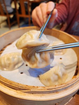 Din Tai Fung Xinyi Branch - TAKEOUT ONLY by null