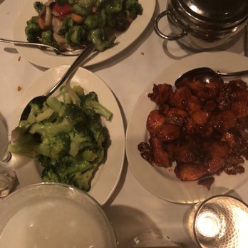 Philippe Chow - Brócoli and General Tsos chicken - Chinese Near Me - New York, New York Philippe Chow - Brócoli and General Tsos chicken - Chinese Near Me - New York, New York