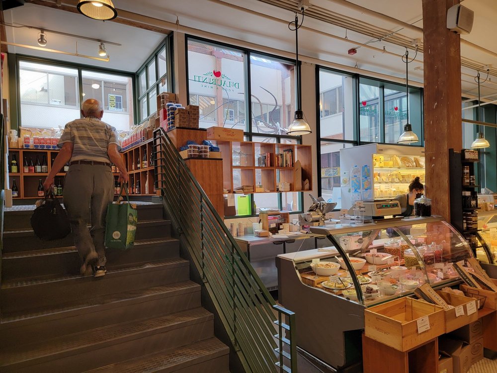 DeLaurenti Food & Wine