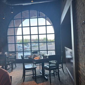 Red Lobster - Dirty tables everywhere. - Seafood Near Me - Duluth, Minnesota Red Lobster - Dirty tables everywhere. - Seafood Near Me - Duluth, Minnesota