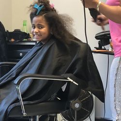 GracieLa Dominican Salon